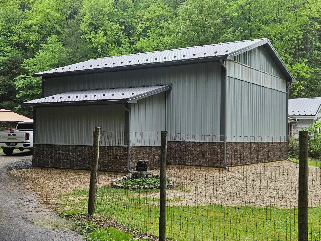new-pole-barn-2